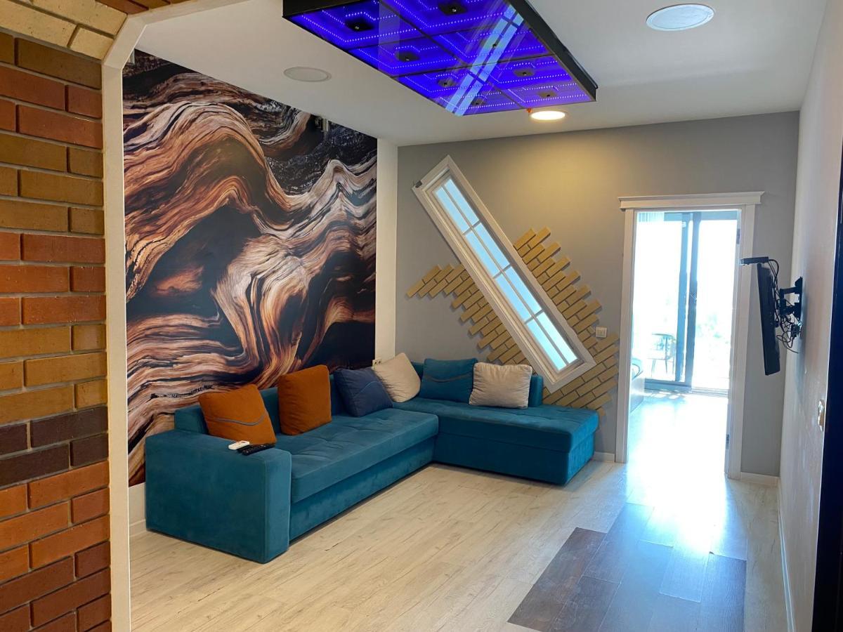 Apartment In Porta Batumi Tower ภายนอก รูปภาพ