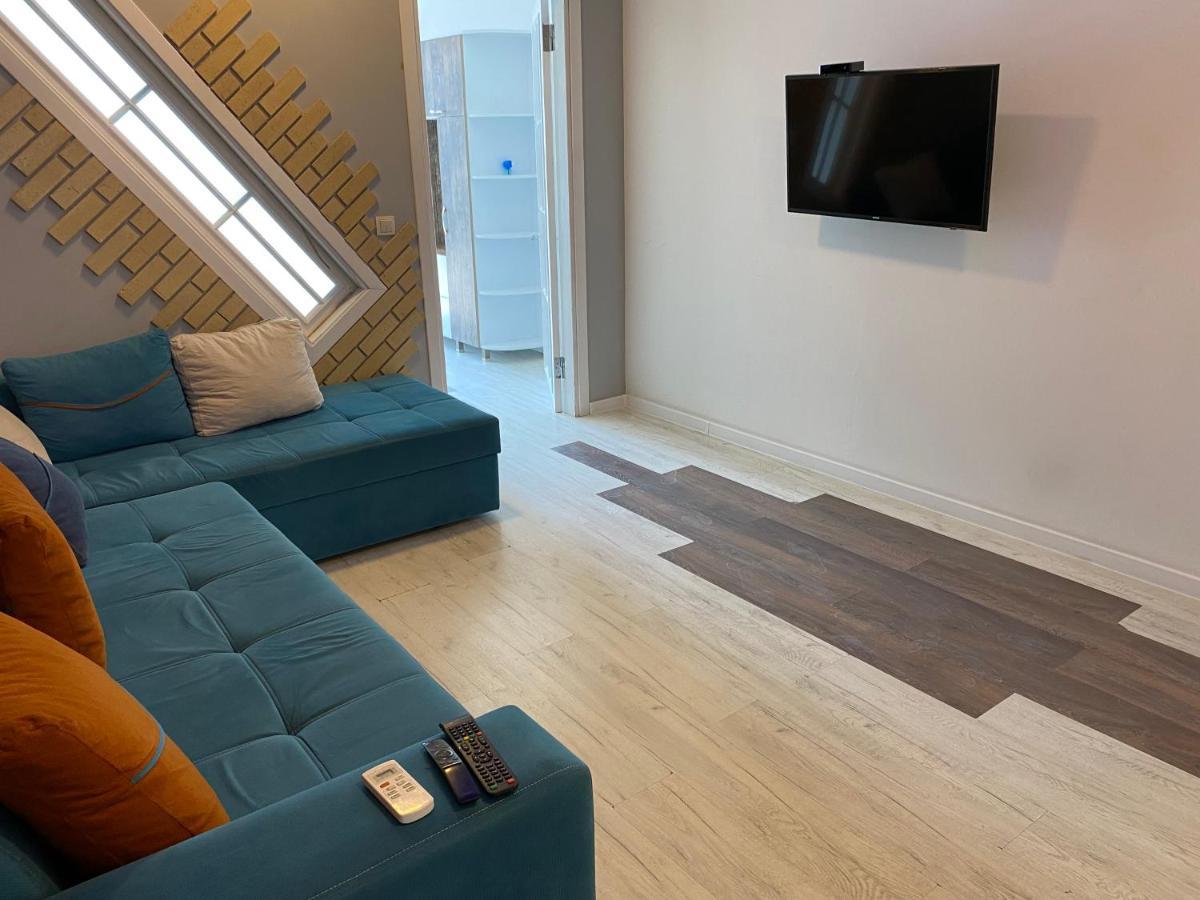 Apartment In Porta Batumi Tower ภายนอก รูปภาพ