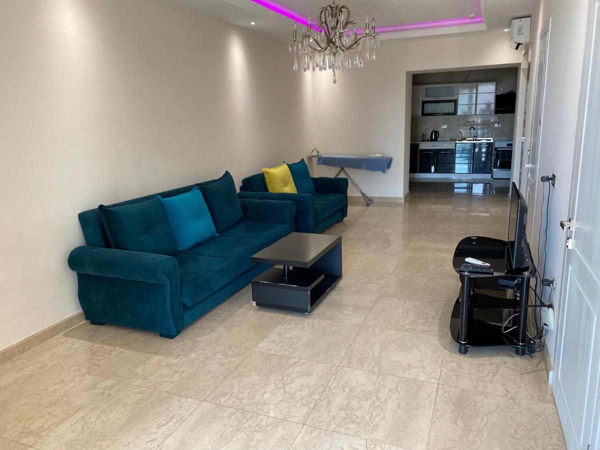 Apartment In Porta Batumi Tower ภายนอก รูปภาพ